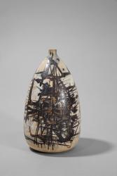 Emilio Scanavino, Vaso | Vase, 1954, terracotta policroma | polychrome terracotta, h. 20 x ø 32 cm. Photo credit Bruno Bani.